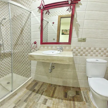 Guest house Garlu *